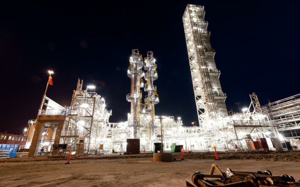 PM to promote unproven carbon capture technology in eco deal with Norway