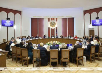 Belarus deals with side effects of sanctions better than EU