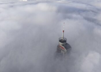 Flights grounded, residents told to stay indoors in smog-hit Sarajevo