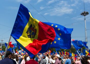 A referendum at the crossroads: Moldova’s democratic test amidst presidential elections