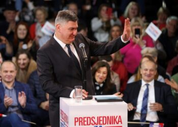 Croatia To Vote After Insult-filled Presidential Race Croatia To Vote After Insult-filled Presidential Race