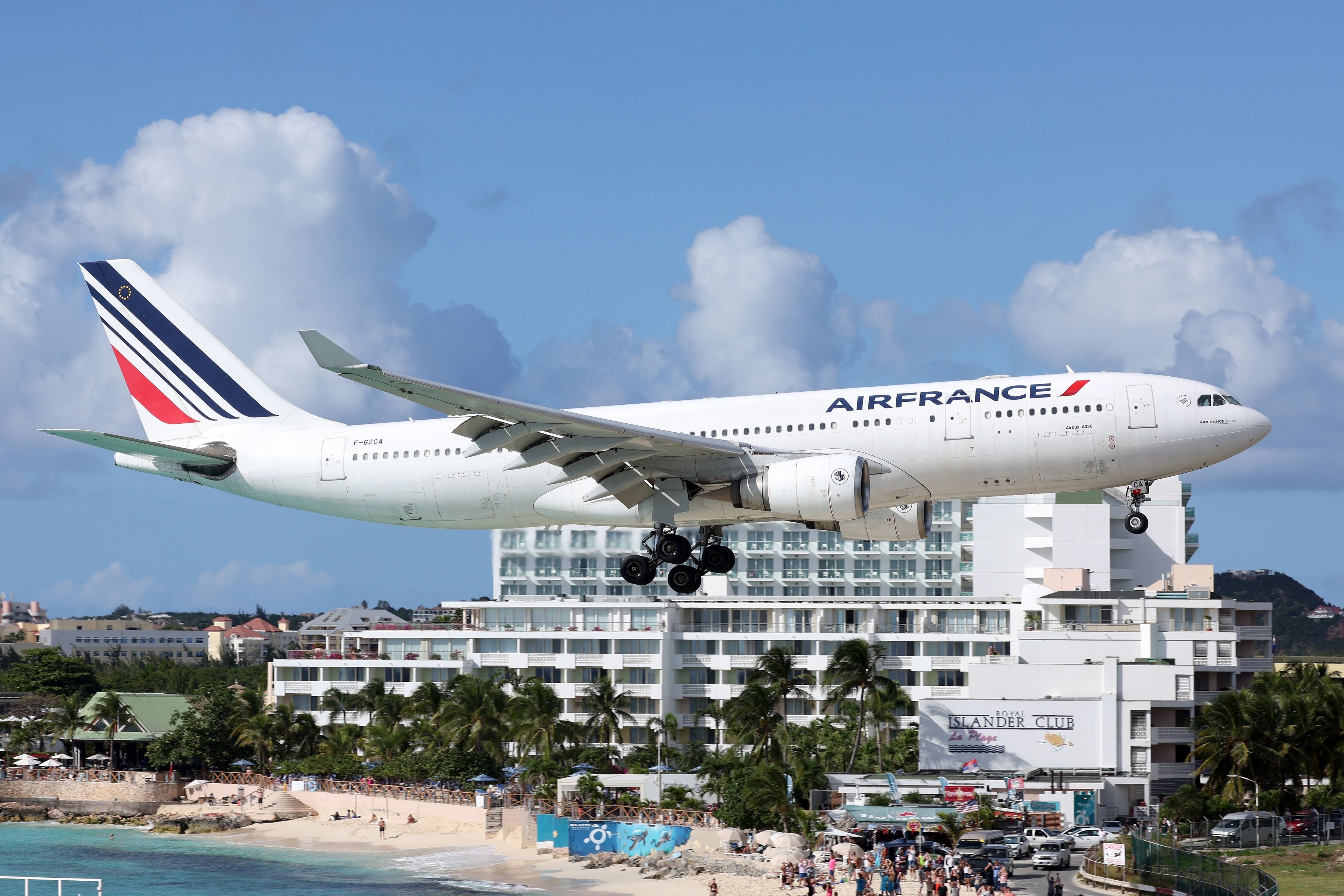 Air France Airbus A330 Landing In St Martin