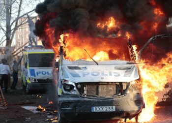 Remainers’ fantasy of EU powering ahead of Brexit Britain is bunkum… it’s crumbling and you don’t look hard to see it