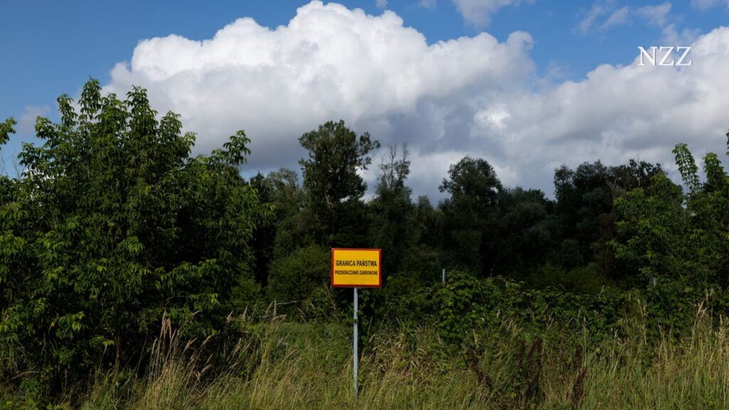 Despite war, trade across Poland-Belarus border goes on