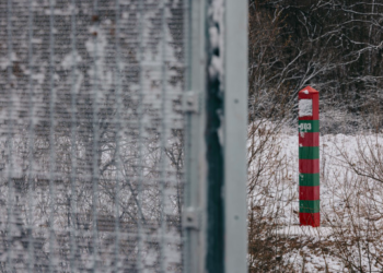 Authorities report completion of fence on priority sections of Latvian-Russian border