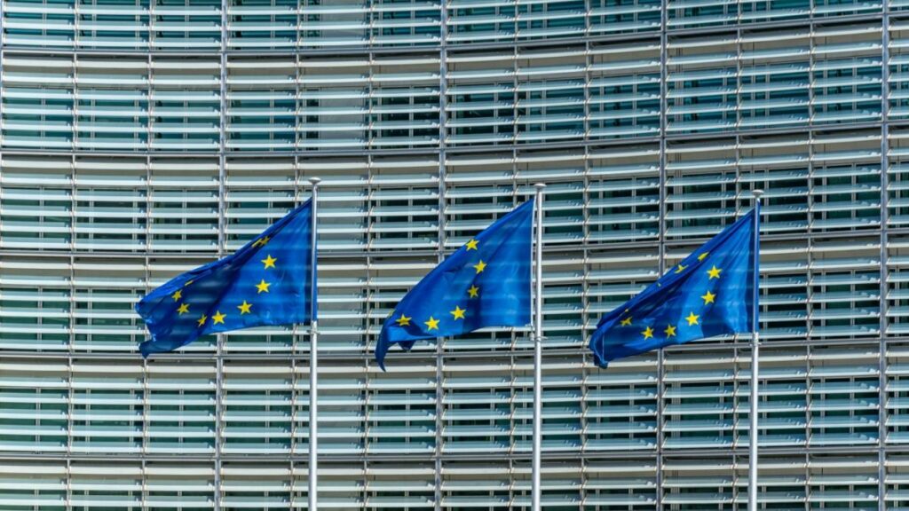 Auto manufacturing countries urge EU to waive CO2 fines – report