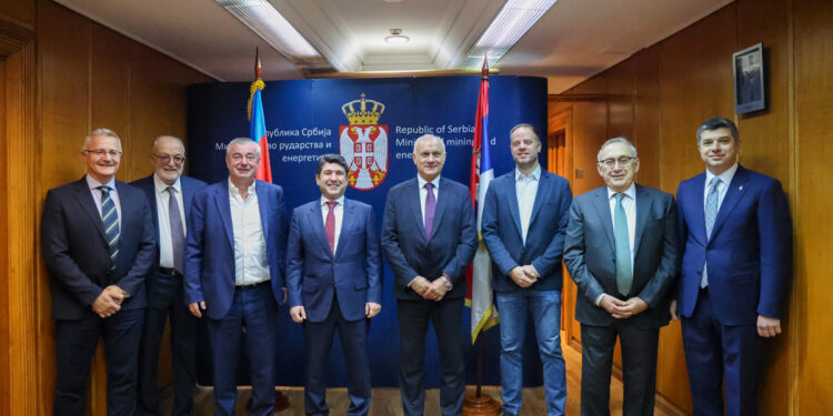 Azerbaijan, Serbia moot energy cooperation development