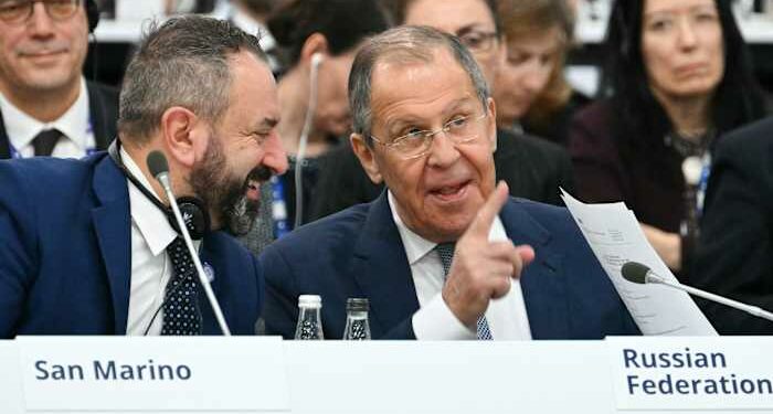 Blinken, Russia's Lavrov clash on Ukraine at a security meeting in Malta