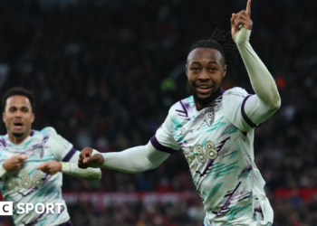 Bournemouth fans chant about Europe after humbling Manchester United Bournemouth fans chant about Europe after humbling Manchester United