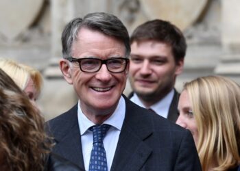 Britain sends former EU commissioner Mandelson as envoy to charm Trump