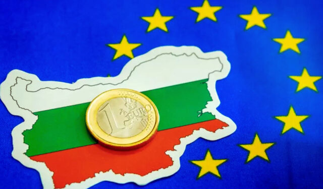 Bulgaria Nears Completion of Final Eurozone Criterion by Mid-January, Says PM – Novinite.com
