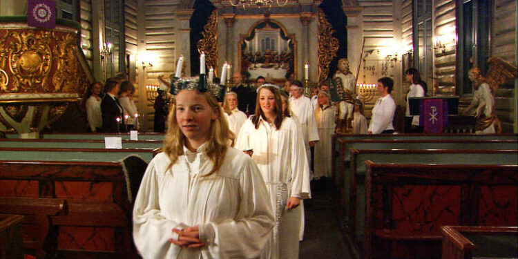 Christmas in three European countries