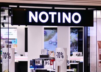 Czech retailer Notino set for European expansion with new investment Czech retailer Notino set for European expansion with new investment