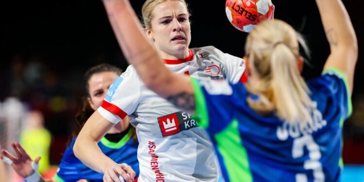 Denmark defeat Slovenia to stay in EHF EURO semi-final contention