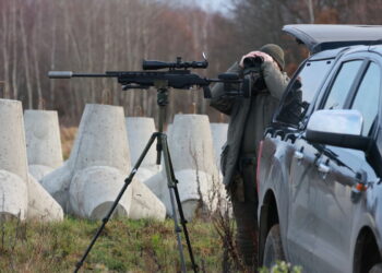 Donald Tusk visits East Shield fortifications « Euro Weekly News Donald Tusk visits East Shield fortifications « Euro Weekly News