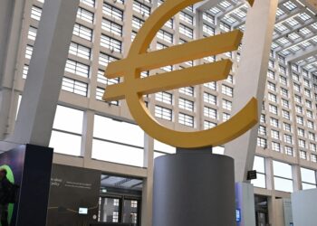 EPP’s digital euro lead steps down to quell German obstruction suspicion – POLITICO