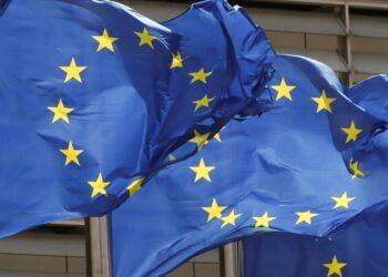 EU approves six-month extension for Slovakia’s Russian oil exemption – World