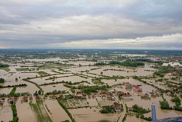 EU committed to helping flooded Serbia, Bosnia and Herzegovina – Euractiv