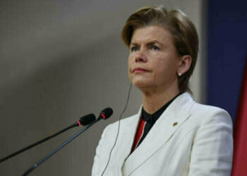 EU country’s FM takes issue with Ukrainian taxi driver speaking Russian