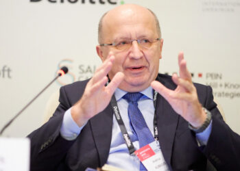 EU drawing up White Paper on Defense