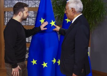 EU leaders in show of support for Ukraine