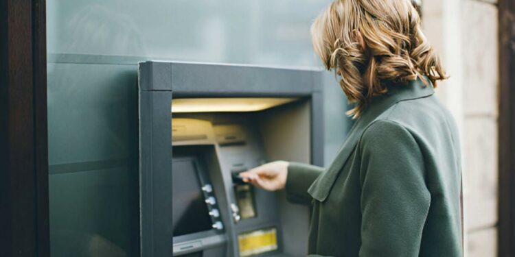 Euronet signs agreement to acquire ATM assets of Swedbank