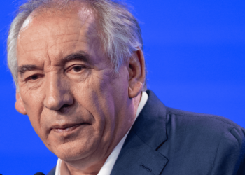 Europe: Political instability, Israel closes Dublin embassy