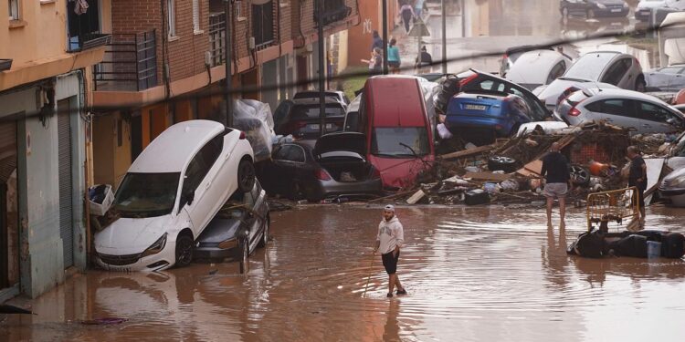 'Europe is ready to help': Von der Leyen pledges EU support to Spain amid devastating floods