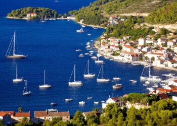 European island few tourists have visited ‘as pretty’ as Greece | Europe | Travel