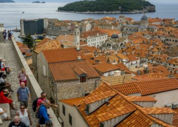 Europe’s ‘most overloaded’ city with too many tourists that’s also one of the prettiest | Europe | Travel