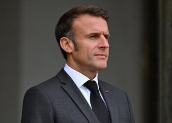 French president offers help to de-escalate political tensions in Georgia in talks with ruling party’s head French president offers help to de-escalate political tensions in Georgia in talks with ruling party’s head