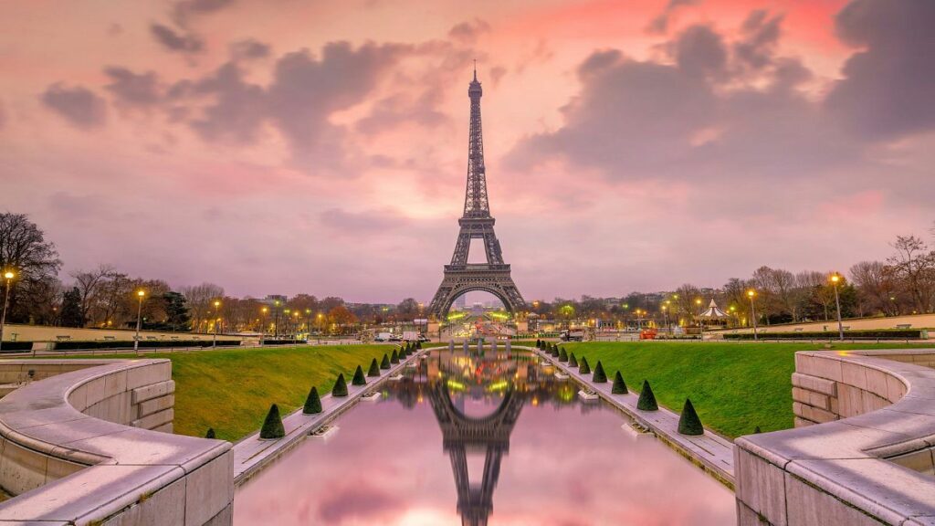 French stocks heading for worst annual run in years