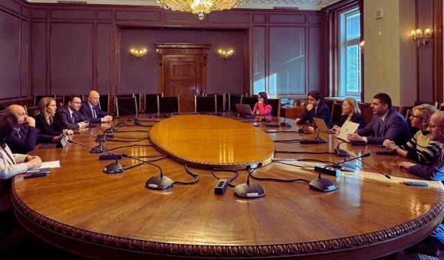 GERB and Democratic Bulgaria Collaborate on Draft Governance Agreement – Novinite.com