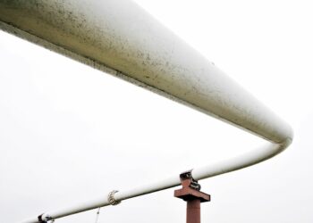 German Oil Refinery Supplies via Poland Unaffected by Leak German Oil Refinery Supplies via Poland Unaffected by Leak