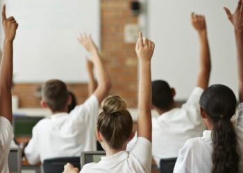 Hungarian education system is scarred by socio-economic divides, lack of infrastructure – Euractiv Hungarian education system is scarred by socio-economic divides, lack of infrastructure – Euractiv