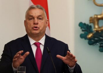 Hungary sparks outrage in Poland by giving asylum to former minister accused of corruption Hungary sparks outrage in Poland by giving asylum to former minister accused of corruption