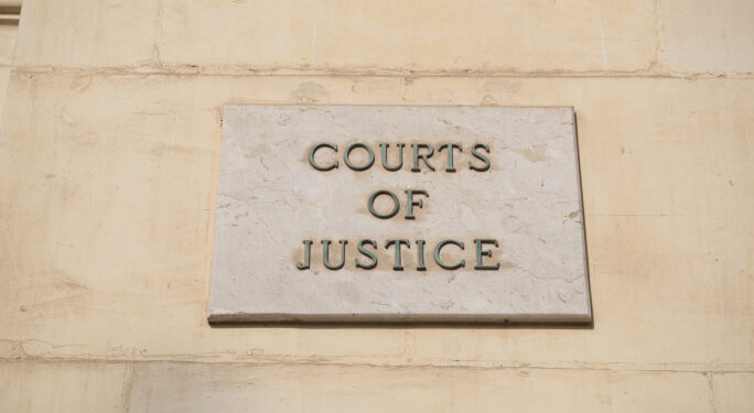 Italian man brought to Malta to face various charges released from breach of bail proceedings due to rule of speciality