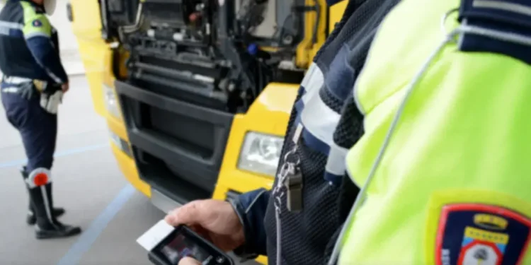 Italy: new law to streamline tachograph checks