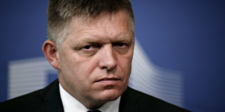‘Kissing the ring of a murderer’: Czech leaders slam Slovak PM’s Putin visit