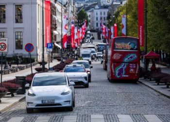 Learning From Norway’s Electric Vehicle Success Story Learning From Norway’s Electric Vehicle Success Story