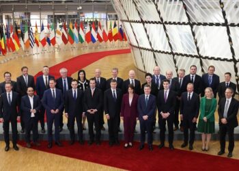 Luxembourg Finance Minister Stresses Importance of EU-UK Dialogue Luxembourg Finance Minister Stresses Importance of EU-UK Dialogue