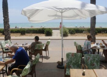 Majorca fury as EU tries to put ban on beach bars love by Brits | World | News Majorca fury as EU tries to put ban on beach bars love by Brits | World | News