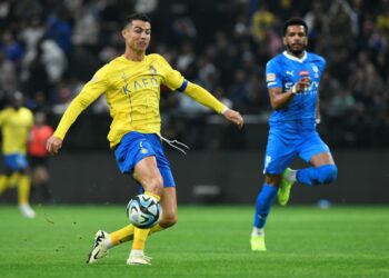 Messi, Ronaldo only World XI nominees from clubs outside Europe