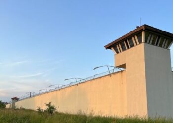 Overcrowding, ill-treatment by staff and inter-prisoner violence in Hungarian prisons