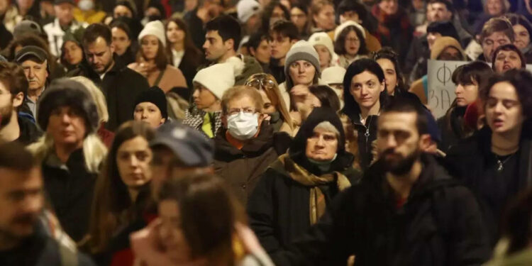 Photos: Thousands protest against air pollution in this European capital