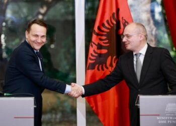 Poland and Albania strengthen ties: FM Sikorski talks EU integration and regional security Poland and Albania strengthen ties: FM Sikorski talks EU integration and regional security