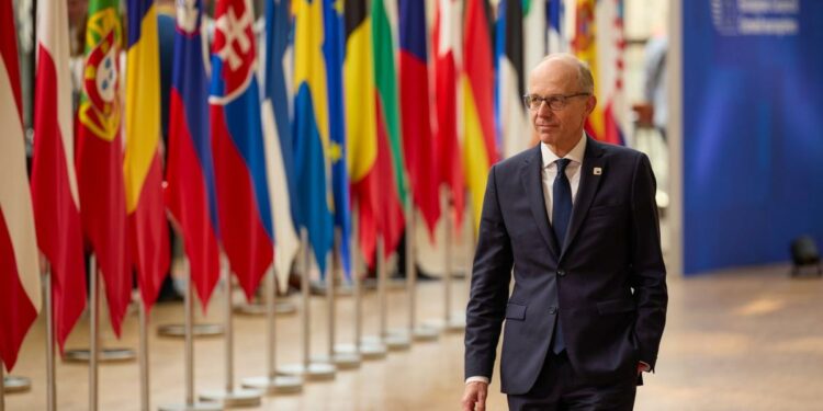 Power Vacuum at Heart of EU Slows Agenda, Luxembourg Leader Says