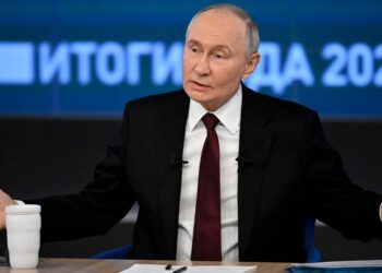 Putin vows no new Russian gas deal for EU as Orbán, Fico plead for extension – POLITICO