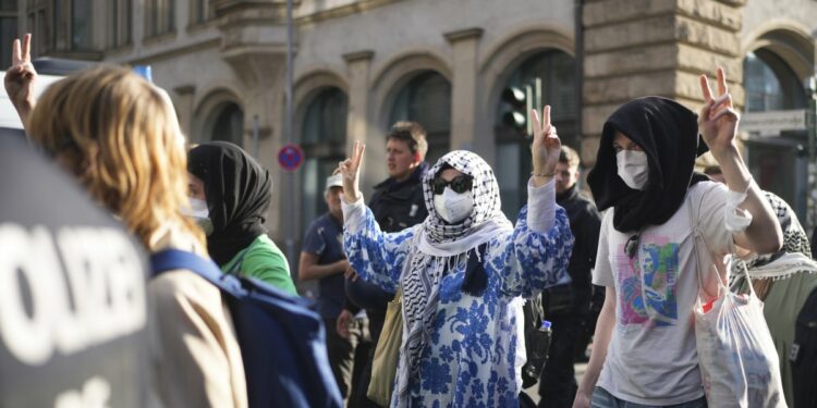 Report unveils systemic anti-Muslim racism rooted across Europe