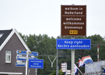 Romania and Bulgaria to fully join Schengen area in January 2025